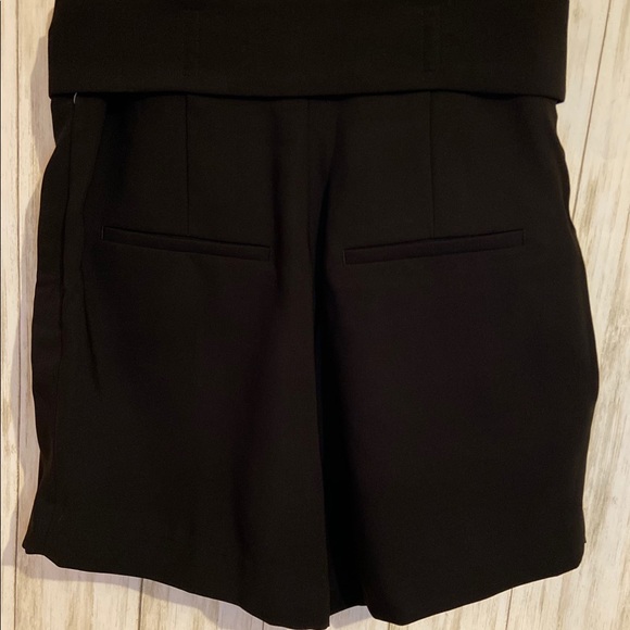 H&M  Black Bowtie Shorts - Picture 5 of 5